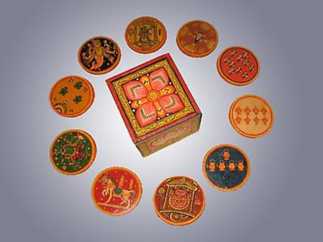 Hindistan'da oyun kağıtları yuvarlaktır.