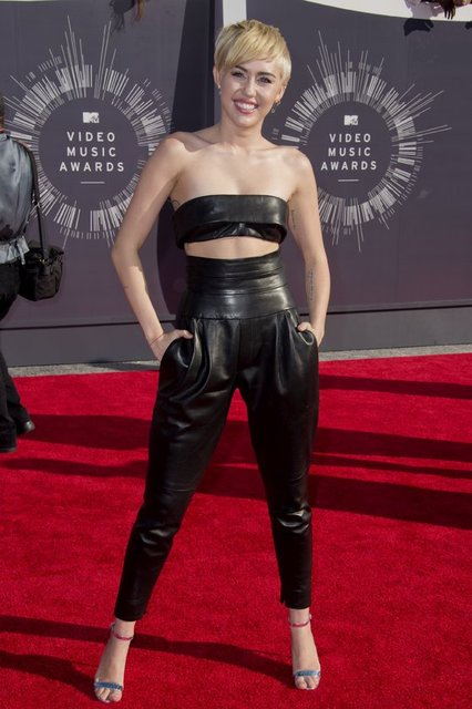 MILEY CYRUS