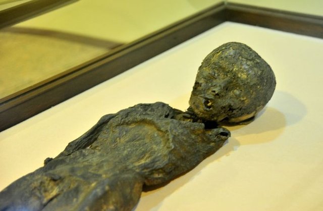 Kapadokya bölgesi, dünyanın dört bir tarafından milyonlarca turisti kendisine çekerken, bölgedeki müzelerde bulunan mumyalar ise peribacaları, yeraltı şehirleri, vadiler ve balon turlarının gölgesinde kalıyor.