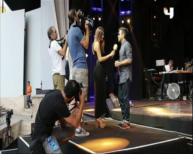 MBC4 kanalı için Zeynep Özek'in hazırladığı Arap Liana Dahdouh'un sunduğu 'Turki Ekstra' programına bu hafta Kenan Doğulu konuk oldu. DHA