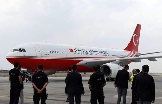 İŞTE UÇAĞIN GENEL ÖZELLİKLERİ -  - Airbus 330-243 Prestige - Kuyruk tescili:TC-TUR - Yolcu kapasitesi:90 -