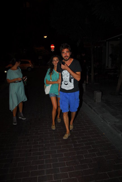 "Ruh halim : neslişah alkoçlar ve engin altan düzyatanın düğün fotoğraflarına bakan özge özpirinçci gibi hissediyorum"