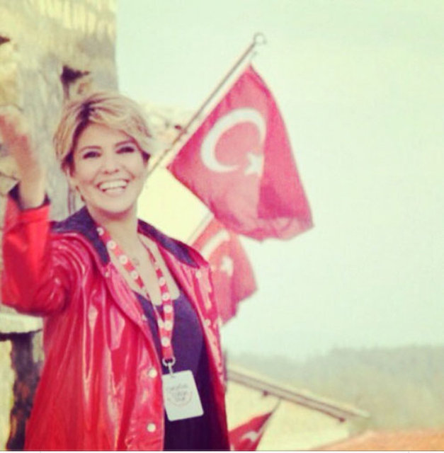 GÜLBEN ERGEN -  - Türküm Doğruyum Çalışkanım Ve Damarlarımda akan asil kanın farkındayım! 30 Ağustos Büyük Zafer Bayramımız Kutlu Olsun