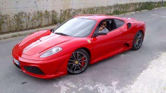 Felipe Melo ise Ferrari 430 Scuderia sahibi