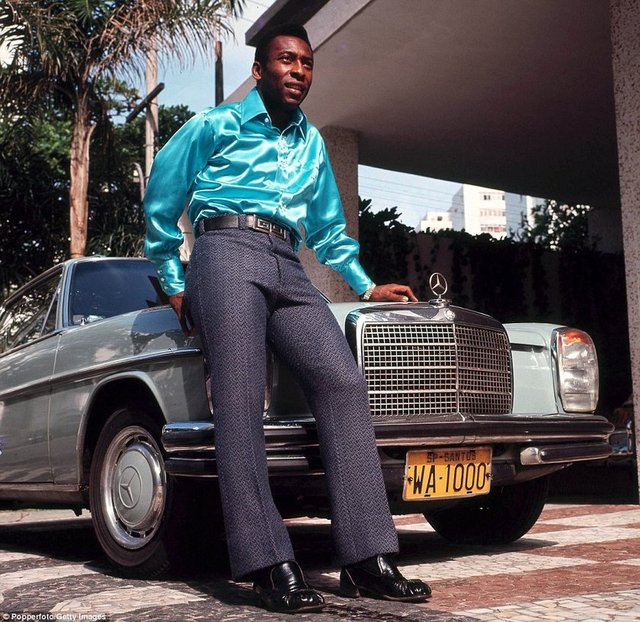 Pele (1970) - Mercedes Benz W111