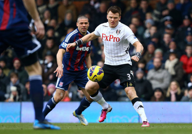 Eski Liverpool ve Roma oyuncusu John Arne Riise, APOEL'e transfer oldu.