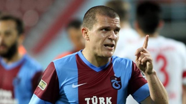 Alexandru Bourceanu, Trabzonspor'dan Steaua'ya kiralık olarak gitti.