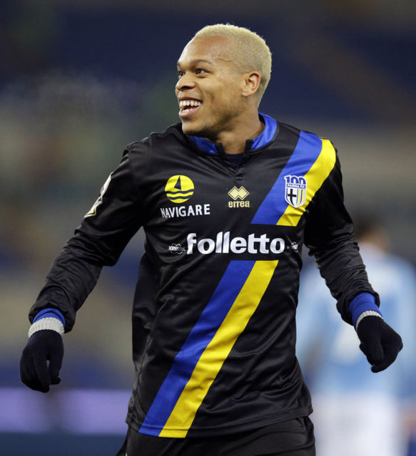 Milan, Parma'da forma giyen Jonathan Biabiany'i kadrosuna kattı.