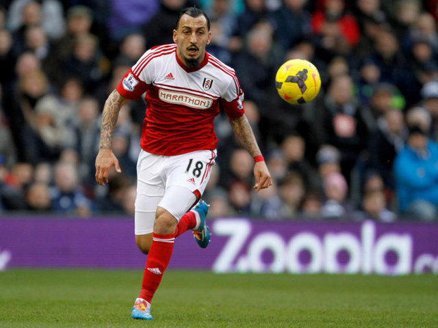 Bu yaz transfer gündemini oldukça meşgul eden ve adı Beşiktaş ile sıkça anılan Yunan yıldız Kostas Mitroglou, eski takımı Olympiakos'a 1 yıl kiralık olarak geri döndü.