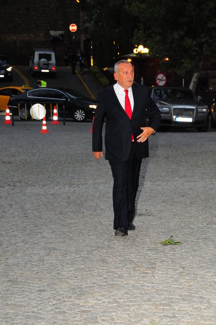 MEHMET AĞAR