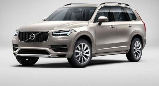 Geleceğin tasarımını yakalayan, kendi sınıfına özel yeni teknolojiler içeren ve yeni Ölçeklenebilir Ürün Mimarisi (SPA) teknolojisini kullanan yeni XC90, Volvo tarihinde yeni bir dönemin başlangıcını oluşturuyor.