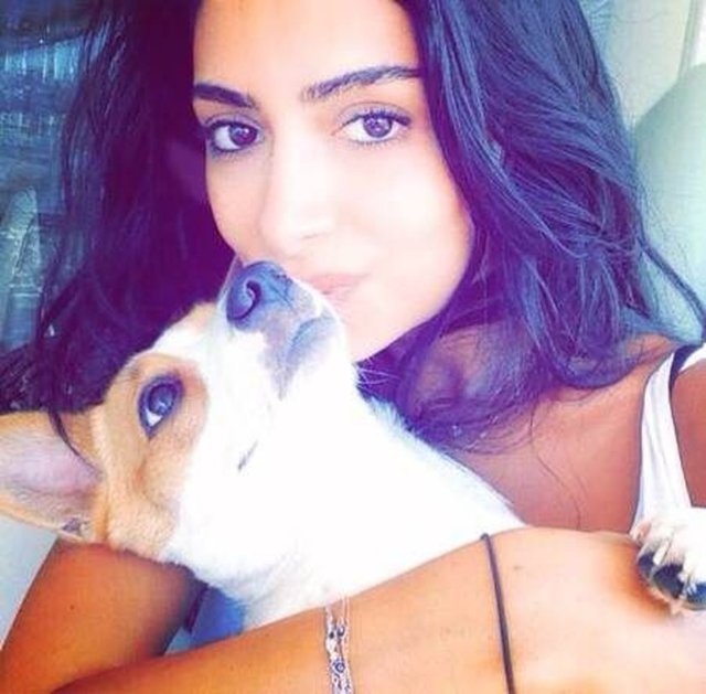 "Haberlere konu edildiği gibi bir durum söz konusu değil. Arda benim arkadaşım. Birbirimizi uzun zamandır tanıyoruz, birçok ortak arkadaşımız var. Haberler üzerine çok fazla yorum yapmak istemiyorum. Çünkü böyle bir duruma alışık değilim."  -