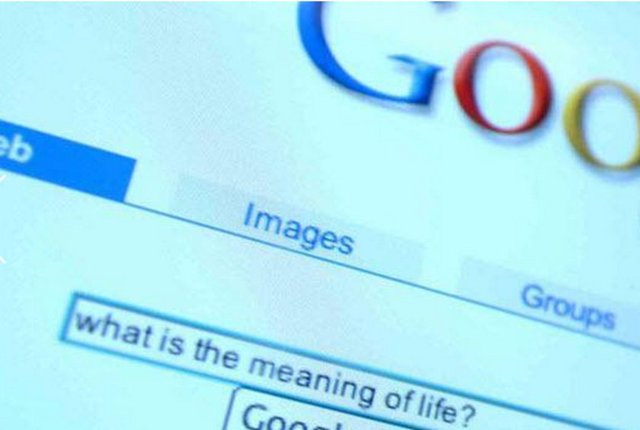 Siz Google'da gayet makul kelimelerle aramalar yapıyor olabilirsiniz; ama bazıları var ki cinayet işlemeyi düşünüp cesedi nasıl saklayacağını bile Google'a soruyor! İşte Google'da yapılan en tuhaf aramalar...