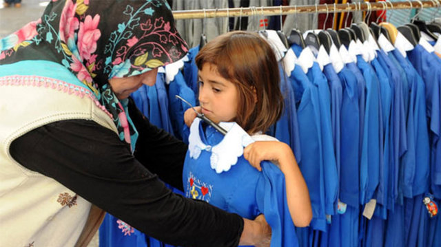 Mümkün olduğunca boyasız ya da en az miktarda boya içeren ürünler alınmalı, plastik baskılı, kokulu ürünler tercih edilmemelidir"