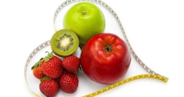 HDL ise, damar duvarında biriken kolesterolü oradan alıp dolaşıma taşıyor. Bu yüzden faydalı olarak değerlendiriliyor.