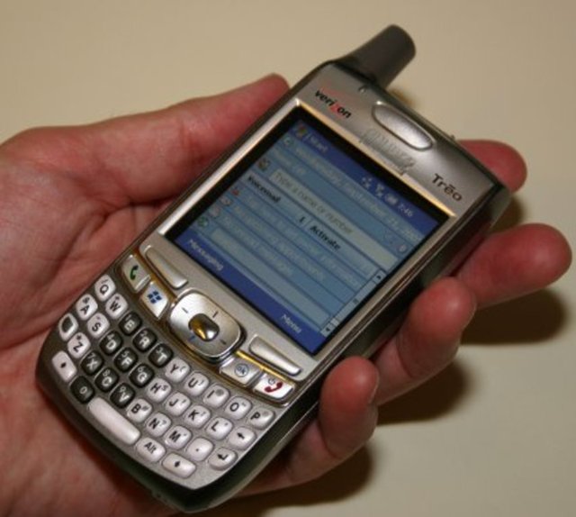 2002 - PALM Treo