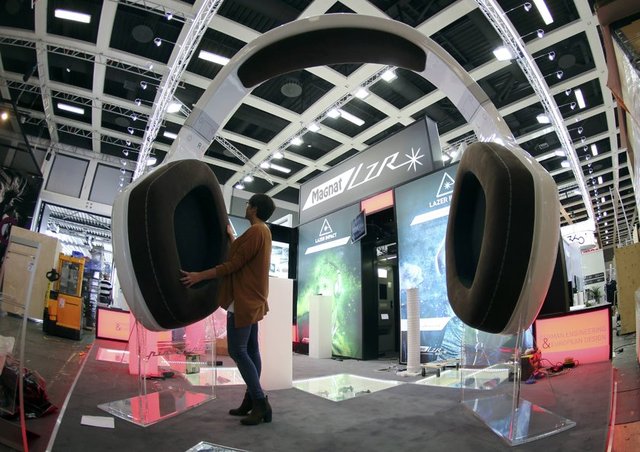 Pininfarina kulaklıklar