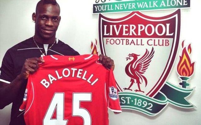 Balotelli'nin son durağı ise İngilizler'in efsane kulübü Liverpool oldu.