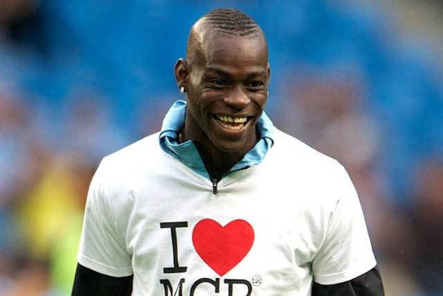 Balotelli'nin evlatlık verildiği çiftin durumu, Barwuah'a ailesine göre daha iyiydi.