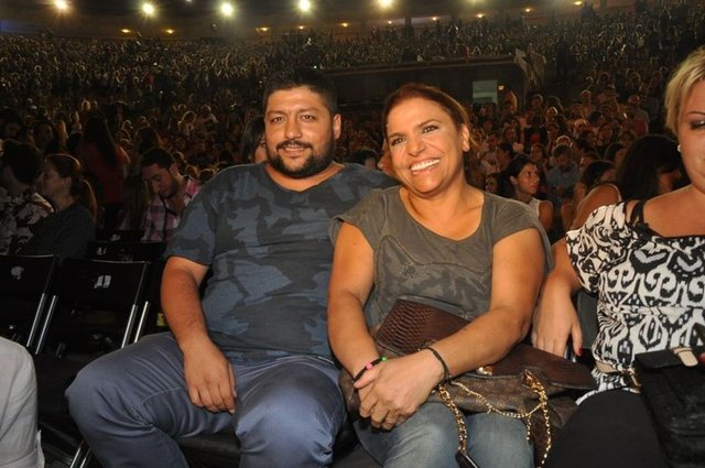 Konsere Kibariye ve eşinin yanısıra...