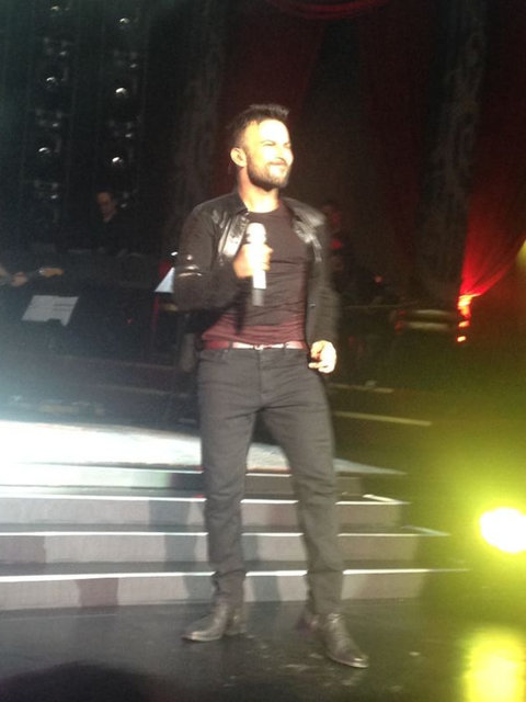 "Allah'ımızın izniyle onun tekrar sağlığına kavuşup bizlerin arasında olmasını çok istiyoruz. Hepimiz seni çok seviyoruz."