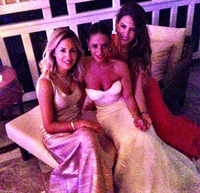 SANEM TEZMAN, MAYA PORTAKAL 