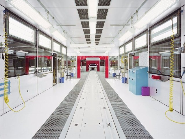 BMW Boyama merkezi  -