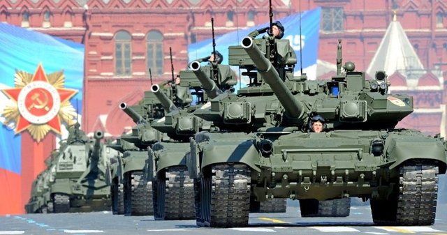 Muharebe etkinliği azaldığı söylense de birçok ordu hâlâ kara savaşlarının en güçlü araçları olan tankları kullanmayı tercih ediyor. Bazı teknik bilgilere göre çağımızın modern en iyi on tankını sıralayacağız.