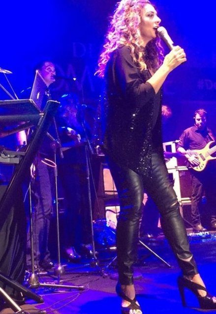 Şimdilerde kilo vermenin mutluluğunu yaşayan Karaca eskiden böyle görünüyordu...