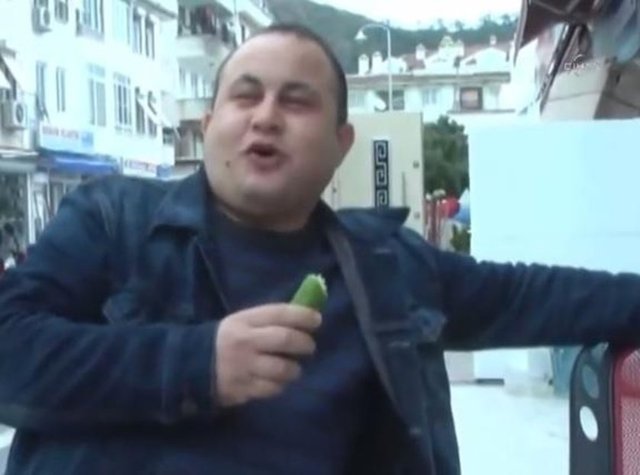 İnternetten sipariş ettiği iphone 6'yı yedi.
