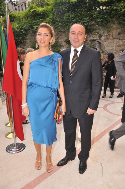 ARZU - ÖMER SABANCI