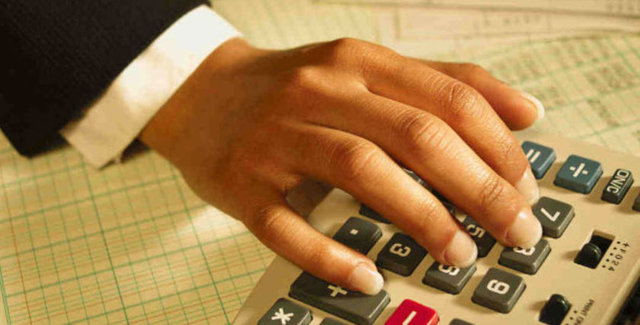 Borcunu 12 ayda ödeyenler yüzde 5, 24 ayda ödeyenler yüzde 10, 36 ayda 18 taksit halinde ödeyenler ise yüzde 15 faiz ödeyecek.