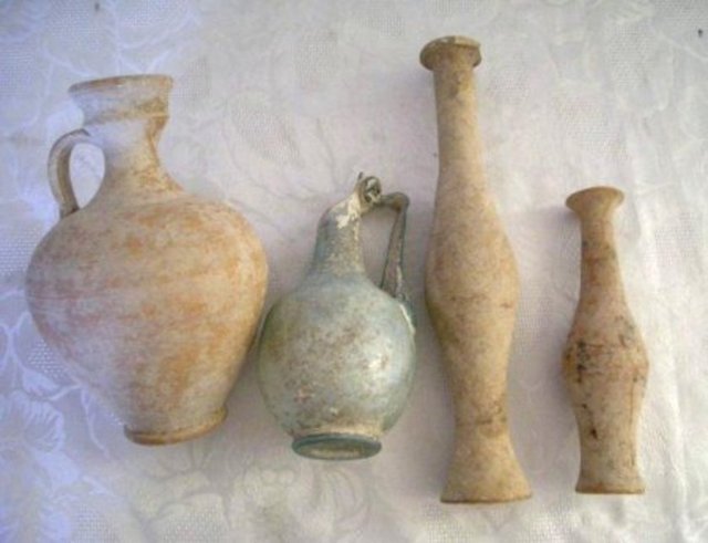 Bakanlar Kurulu kararıyla memleket kültürü için önemi haiz görülen eserler üzerindeki haklar, eser, sahibinin ölümünden sonra koruma süresinin bitiminden önce kamuya mal edilebilecek.