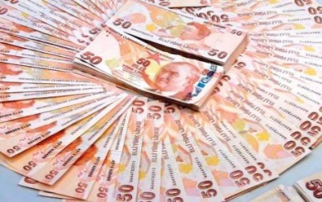 Yasak yerlerde tütün mamulleri tüketenlere verilen idari para cezaları hariç olmak üzere, ilgilisine tebliğ edilmemiş olan 120 TL'nin altındaki idari para cezaları tahsil edilmeyecek.