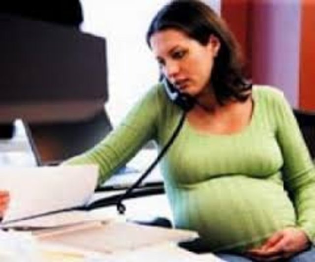 Kadınların bu haktan yararlanabilmesi için borçlanma yaptıkları tarihlerde 'aktif 'olarak sigortalı şekilde çalışmıyor olmaları koşulu aranacak. Dolayısıyla, Bağ-Kur'lu kadınlar, fiilen borçlanma hakkından yararlanamayacak.