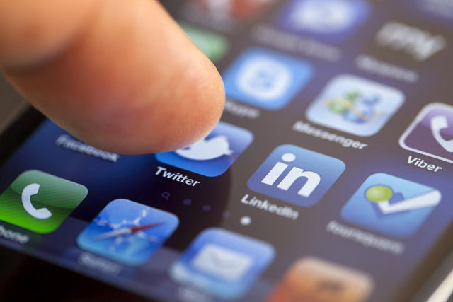 "Sen buralarda yokken" isimli bu özellik, Twitter'a girmediğiniz saatlerde neler olup bittiğini size gösteren bir bölümdü.