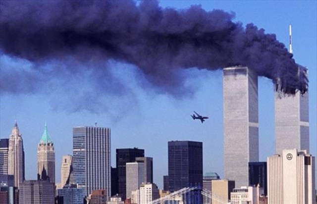 11 Eylül 2001... 19 teröristin yolcu uçaklarıyla New York'taki Dünya Ticaret Merkezi kuleleri ve Washington'daki Pentagon binasına düzenlediği saldırılarının üzerinden tam 13 yıl geçti.