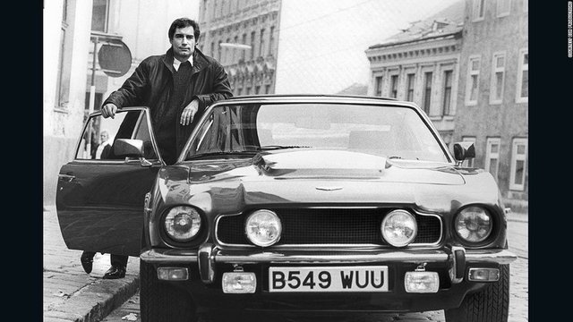 Aston Martin V8 Vantage Volante, The Living Daylights, 1987