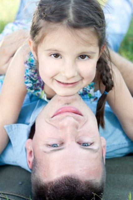 Siz meşgul olduğunuzda ve destek olamadığınızda evin işleyişiyle ilgili ve çocuk bakımıyla ilgili eşinizin verdiği kararlara saygılı olun. -  - MSN