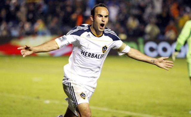 Landon Donovan - Futbolu bıraktı