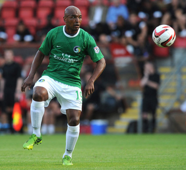 Marcos Senna - Futbolu bıraktı