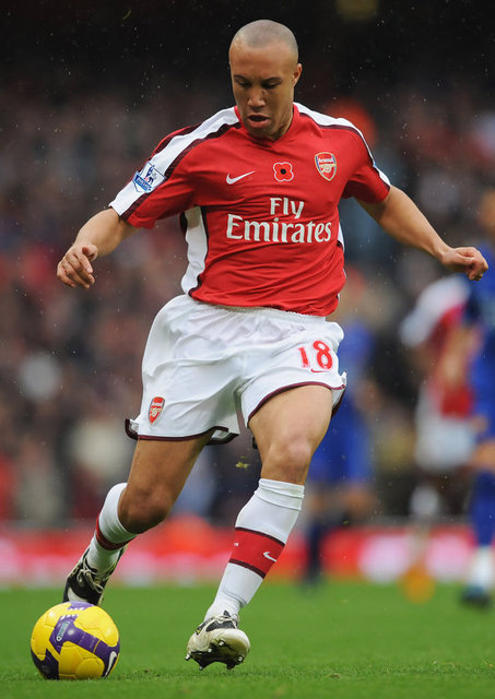 Mikael Silvestre - Futbolu bıraktı