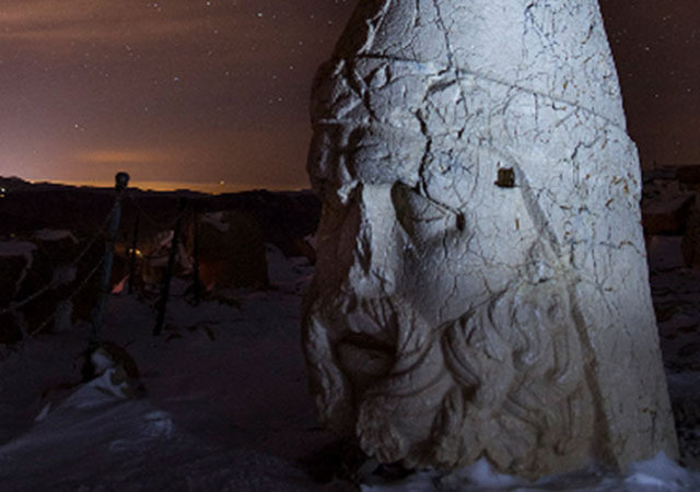 İşte bu ekip, bu özel projeleriyle bugüne kadar gözümüzün görmediği, uzun zamana yayıldığı için algılayamadığımız güzellikleri fotoğraflayarak yarına bırakıyor.