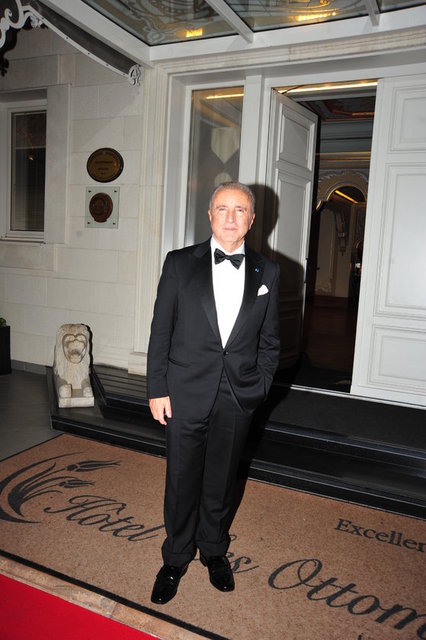 ÜNAL AYSAL 