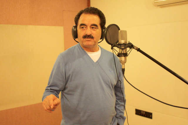 ARKADAŞLAR..!! otellerimi satacakmışım falan filan, Bunlardan size ne. birgün gelip kapınızımı çaldım sizlerden, MADDİ bir taleptemi bulundum tövbeler töbesi MADDİ sıkıntı yaşıyormuşum,  size ne otelerimi satarım satmam bu benim tercihim.!