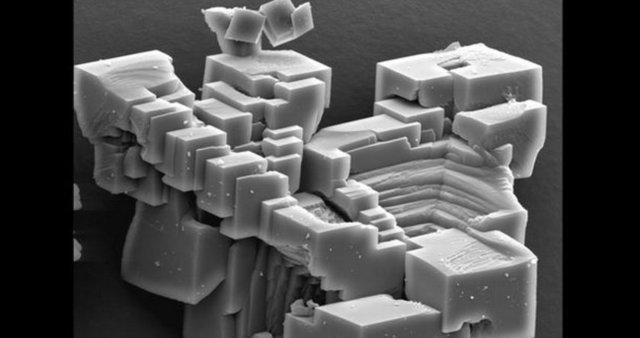 Kalsiyum karbonat blokları.