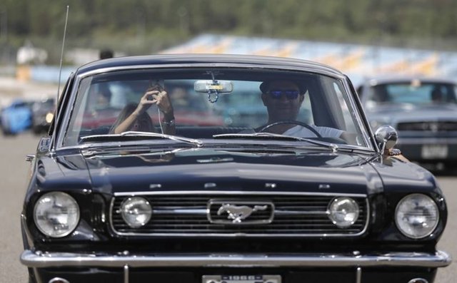 Etkinliğe ünlü isimler de katıldı.