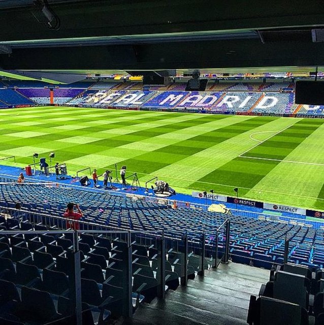 Tedeschi'nin geçtiğimiz günlerde Şampiyonlar Ligi'nde oynanan Real Madrid  - Juventus maçı için Santiago Bernabeu'ya gelmesi ise bu iddiaları güçlendirdi.