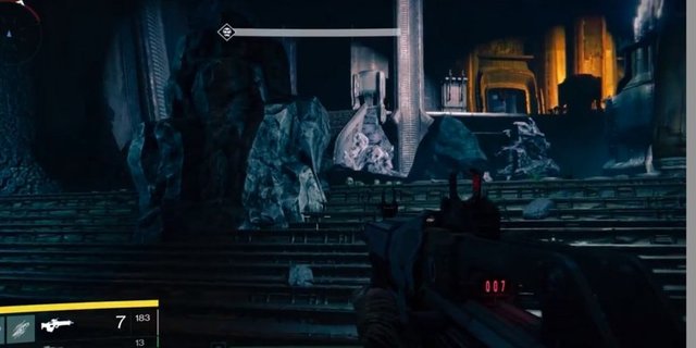 Yüksek bütçesiyle sektördeki çıtayı oldukça arttıran oyun, günümüzden 700 yıl sonrasını konu alan bilim kurgu bir senaryoya sahip.