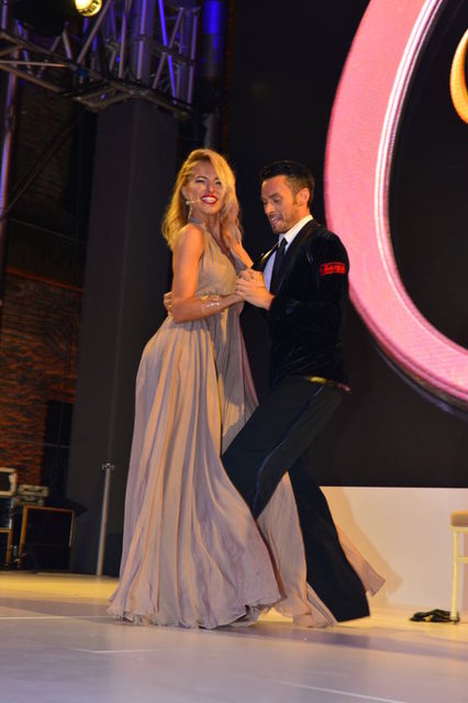 Esmersoy, partneriyle sergilediği uyumla tam not aldı. Nuri ALTUNTAŞ